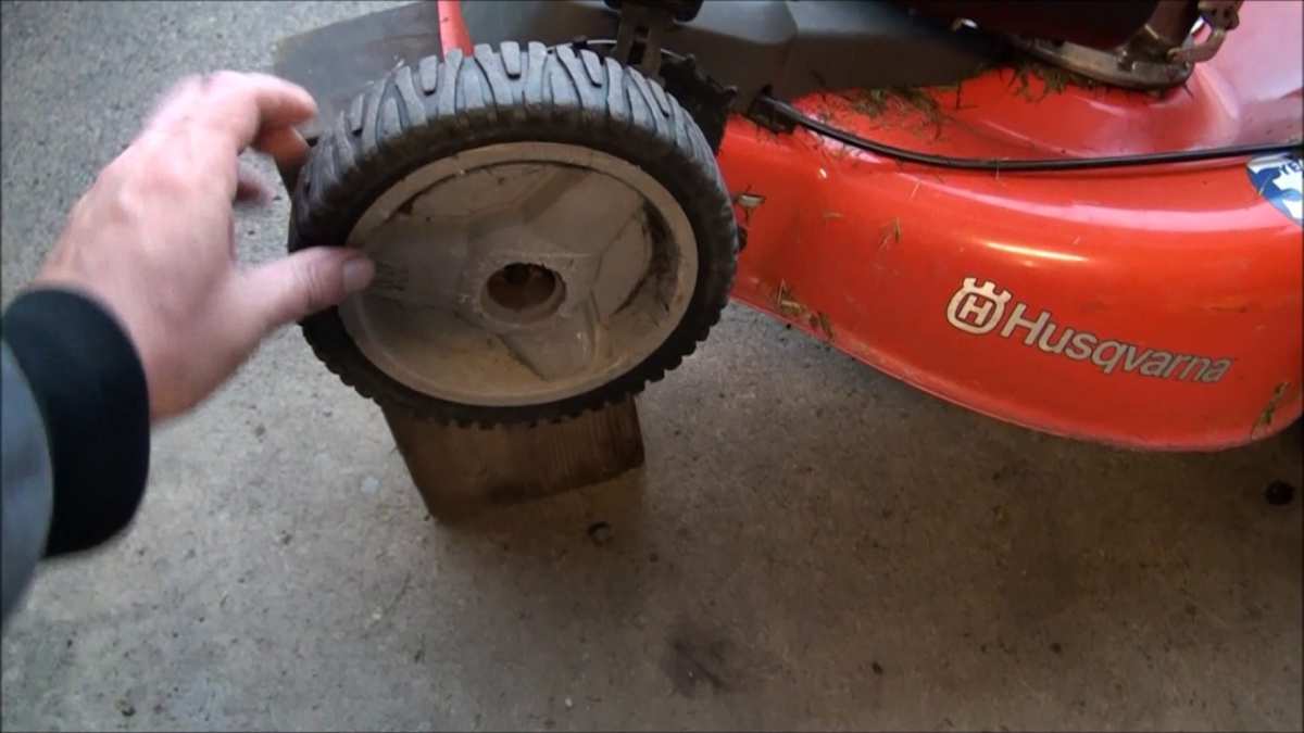 front wheel drive mower maneuverability